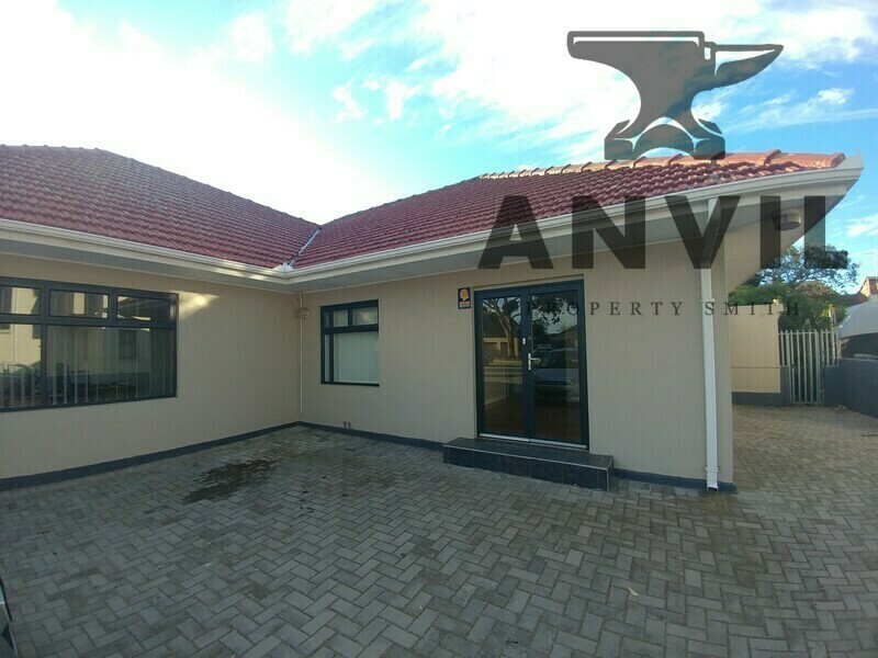 195 Cape Road, Mill Park, Port Elizabeth property image 6 195 Cape Road, Mill Park, Port Elizabeth property image 6