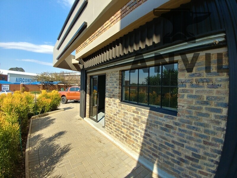 Brainley Centre, Rustic Av , Silvertondale - Unit 1 property image 4