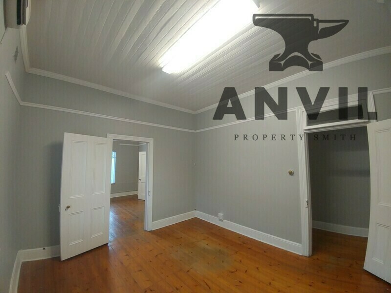 60 Campbell Street, Richmond Hill, Port Elizabeth - 60 Campbell Road Richmond Hill property image 3