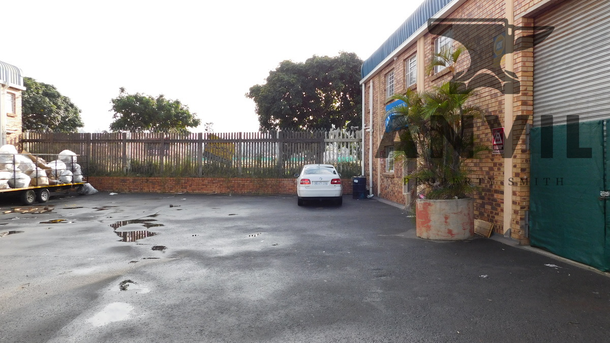 Small warehouse space to rent in Springfield