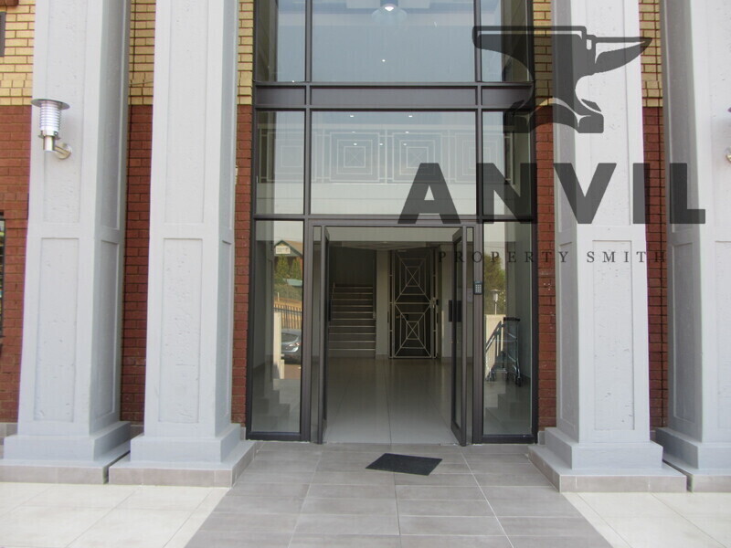 Cambridge Manor, Paulshof - Manor 1 (Ex ER 24 Head Office) property image 41