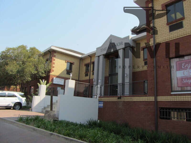 Cambridge Manor, Paulshof - Manor 1 (Ex ER 24 Head Office) property image 42