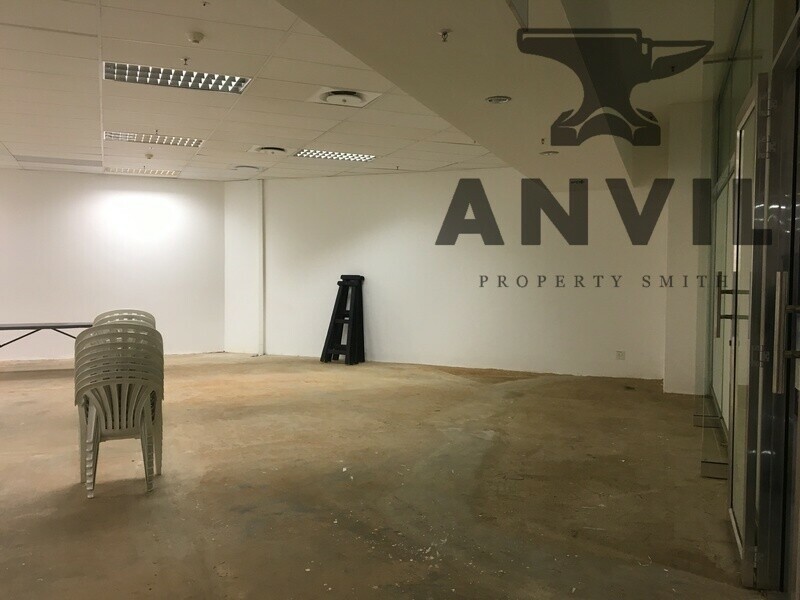 Northpark Mall, Rachel De Beer Road, Pretoria North - Unit 8 property image 5