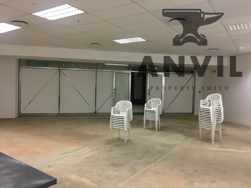 Northpark Mall, Rachel De Beer Road, Pretoria North - Unit 8 property image 7
