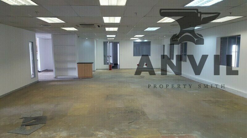 9 Milkyway Avenue,  Linbro Business Park - Entire Building property image 38