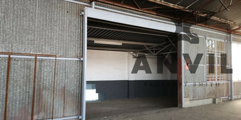 499 Main Reef Rd, Denver, Johannesburg - 499 Main Reef Road, Denver, Johannesburg - Upper unit property image 3