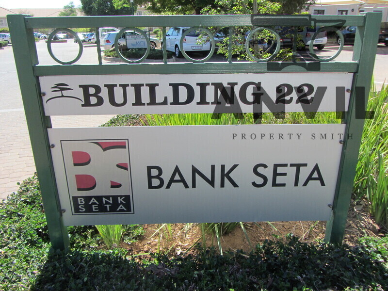 Thornhill Office Park Building 22 - Ground Floor property image 17