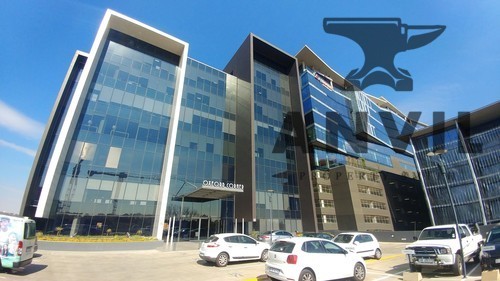 Oxford Corner in Rosebank - Oxford Corner - Ground Floor Suite property image 4