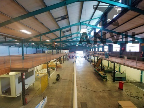 22 Bolt Avenue, Montague Gardens - Large Industrial Warehouse TO LET in Montague Gardens property image 1