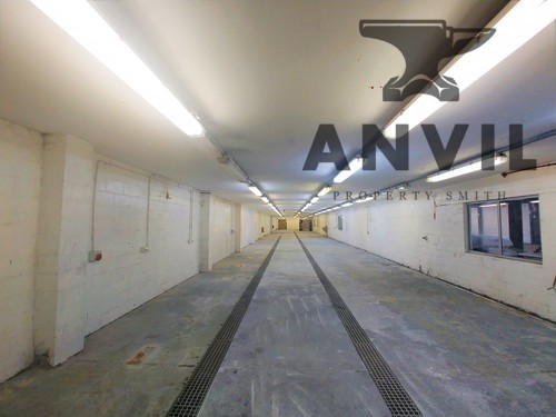 22 Bolt Avenue, Montague Gardens - Large Industrial Warehouse TO LET in Montague Gardens property image 9