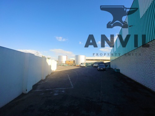 22 Bolt Avenue, Montague Gardens - Large Industrial Warehouse TO LET in Montague Gardens property image 23