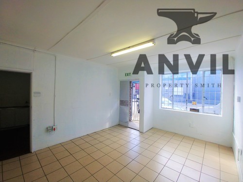 Pelican Park, 5 Esso Road, Montague Gardens - Unit 10 property image 4 Pelican Park, 5 Esso Road, Montague Gardens - Unit 10 property image 4