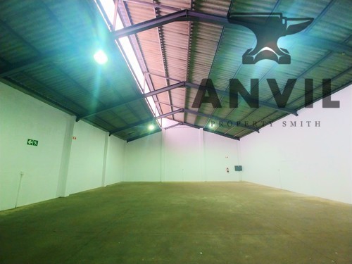 Pelican Park, 5 Esso Road, Montague Gardens - Unit 10 property image 7 Pelican Park, 5 Esso Road, Montague Gardens - Unit 10 property image 7