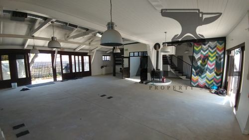 39 Jan Smuts Avenue - Hilltop House - 39 Jan Smuts Avenue - The Stables property image 3