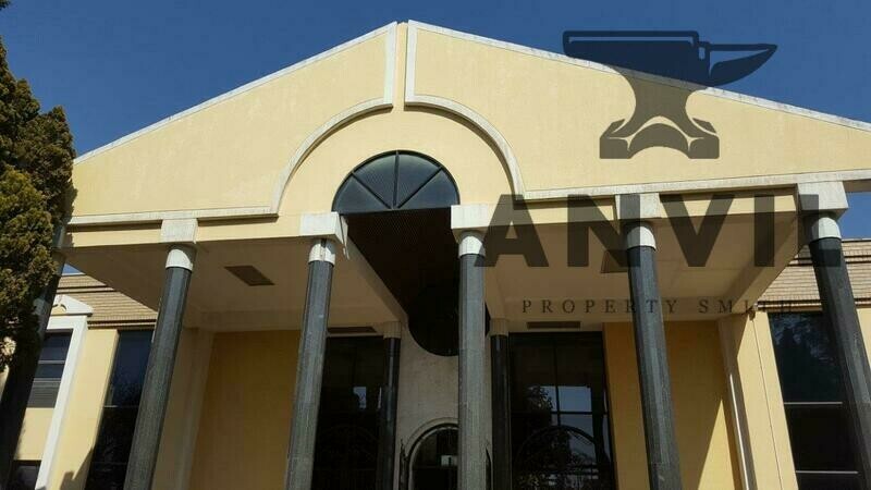 26 Kings Road - Entire building property image 4