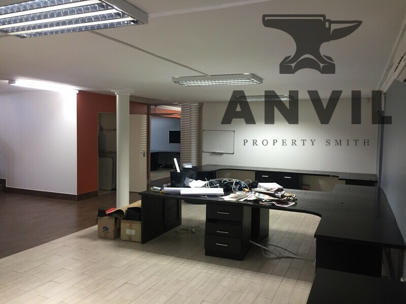 Knights Bridge, 16 Westville Road, Westville, Durban - Commercial Office in Westville Road to let,16 Westville Road, Westville, Durban property image 5