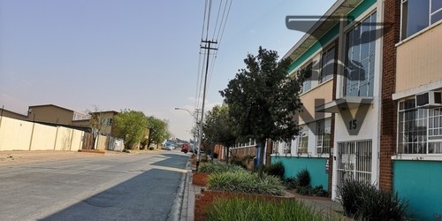 15 Theodore Road, Benrose, Johannesburg - Unit 01 property image 28