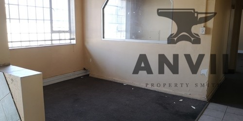 15 Theodore Road, Benrose, Johannesburg - Unit 01 property image 3