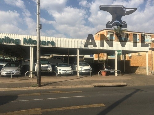 525 Fredricka Street - Car Dealership - For Sale property image 23