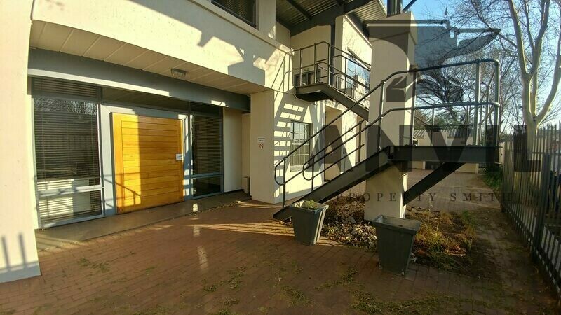 56 Lancaster Avenue - First Floor Left property image 10