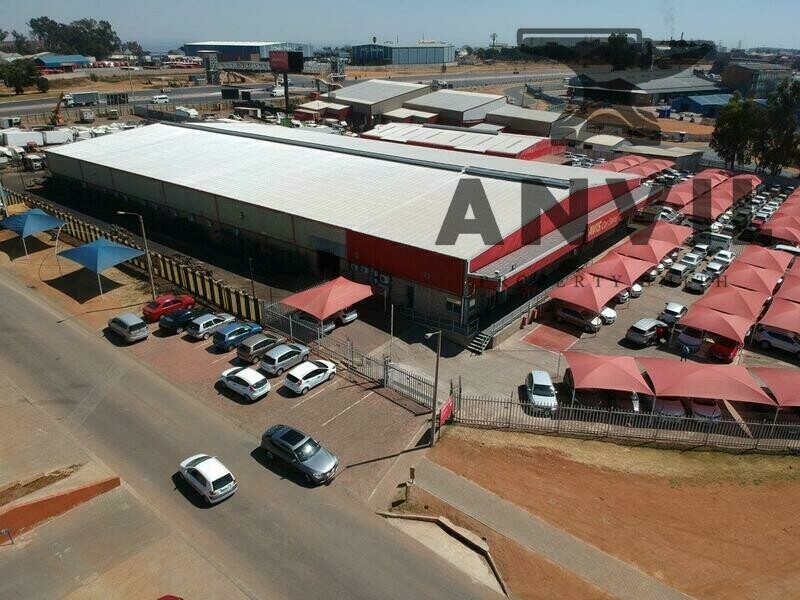Corner Bergrivier Drive and Vaseur Road - Warehouse with large yard space  property image 6