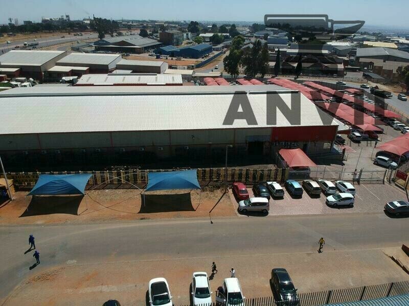 Corner Bergrivier Drive and Vaseur Road - Warehouse with large yard space  property image 7