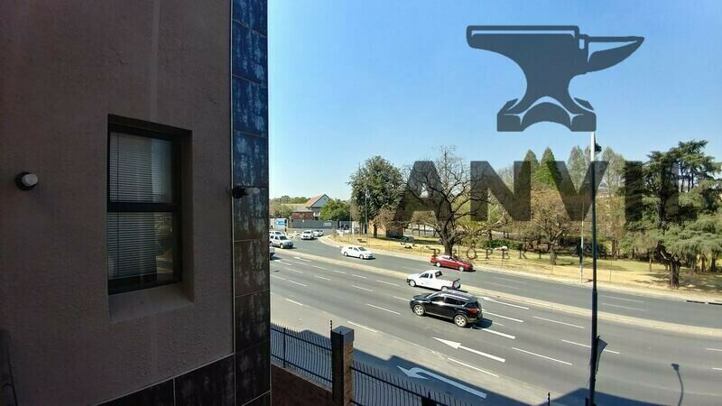 125 Corlett Drive - Waverley Office Park - Ground Floor Offices & Large Terrace  property image 7