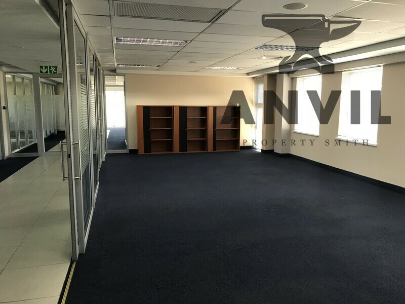 Reef House - 1st Floor, East Wing property image 6