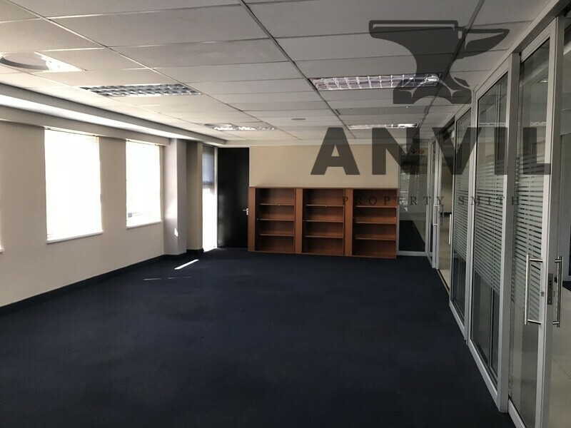 Reef House - 1st Floor, East Wing property image 8