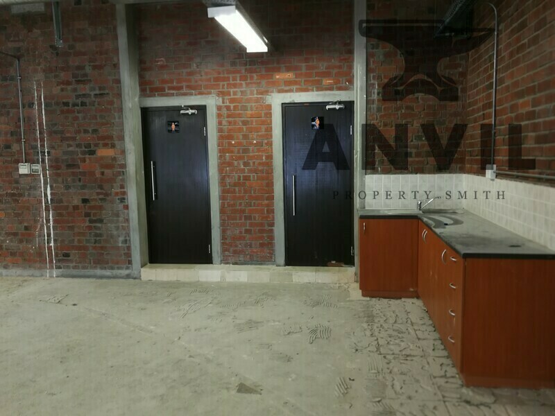 Black River Park, Old Warehouse, Observatory, Cape Town - Old Warehouse Building, GRND FL property image 4