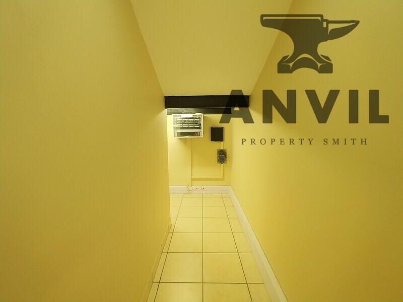 Northlands Deco Park, North Riding - Décor Park Show Rooms 2 (stand 76-83) Door 6 property image 6