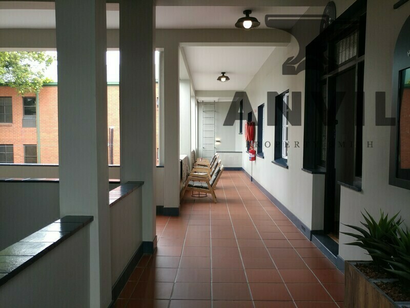 Hacienda - Unit 16 property image 14