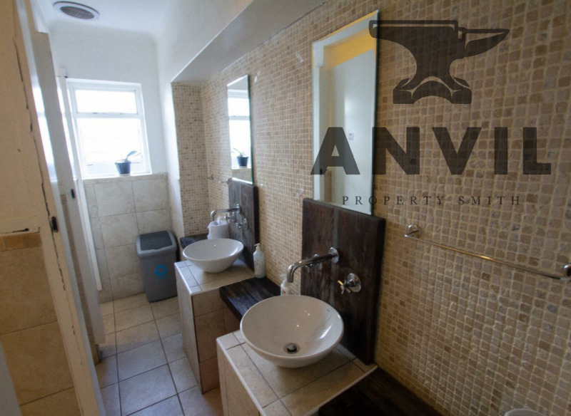 19 Park Rd - Whole Building property image 9 19 Park Rd - Whole Building property image 9