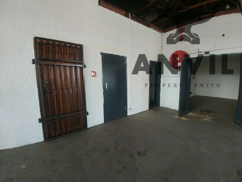 489 Umgeni Rd, Greyville - Unit 17 Rio Ridge Building property image 7