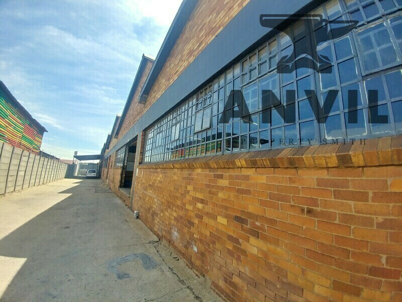 Roodefurn, Ex Maraisburg Road, Johannesburg - Unit 2A - 2G, 3A - 3C Warehouse property image 4