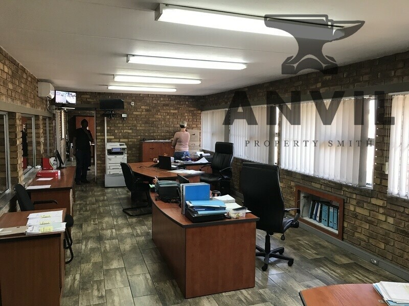 516 Commissioner Street - Building property image 8