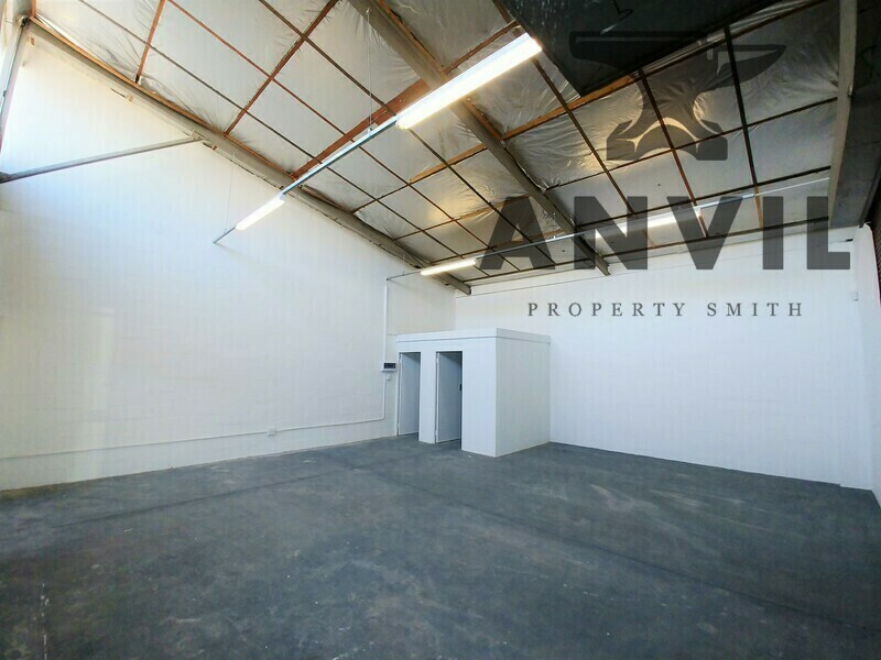 53 Section Street, Paarden Eiland - Affordable Warehouse TO LET in Paarden Eiland property image 4
