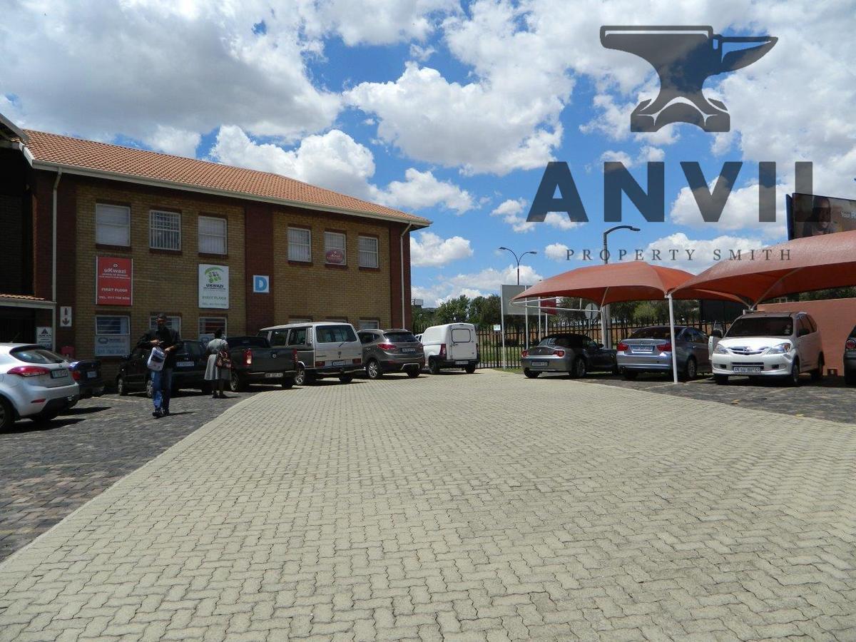 141 Ontdekkers Road, Roodepoort Ground floor