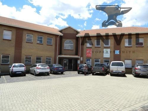 141 Ontdekkers Road, Roodepoort - Ground floor property image 3