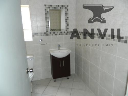 141 Ontdekkers Road, Roodepoort - Ground floor property image 9