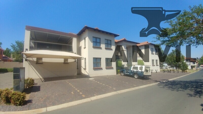 Whitby Manor Office Park, 167 14th Rd - Entire Standalone Building For SALE property image 3