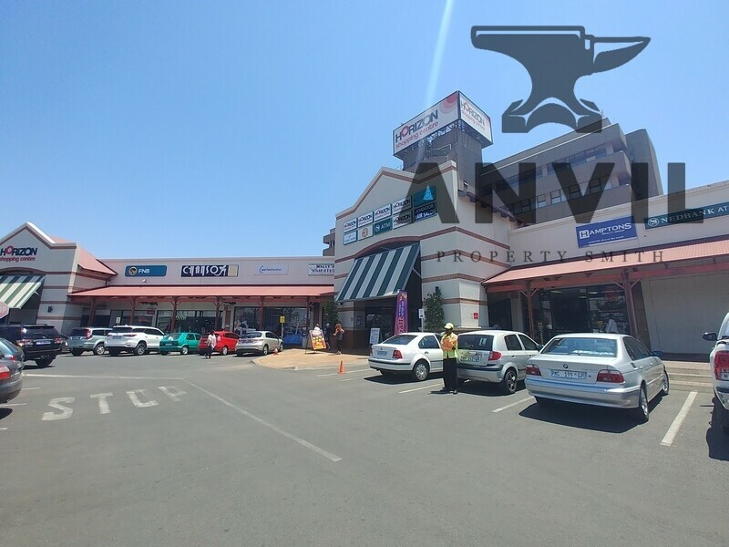 Horizon View Shopping Centre - Office 2002 property image 3