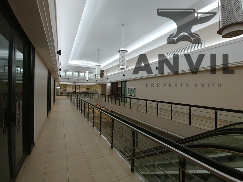 Horizon View Shopping Centre - Office 2002 property image 5