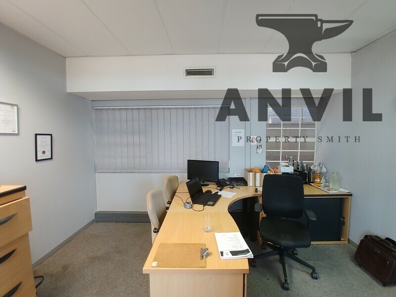 Horizon View Shopping Centre - Office 2002 property image 11