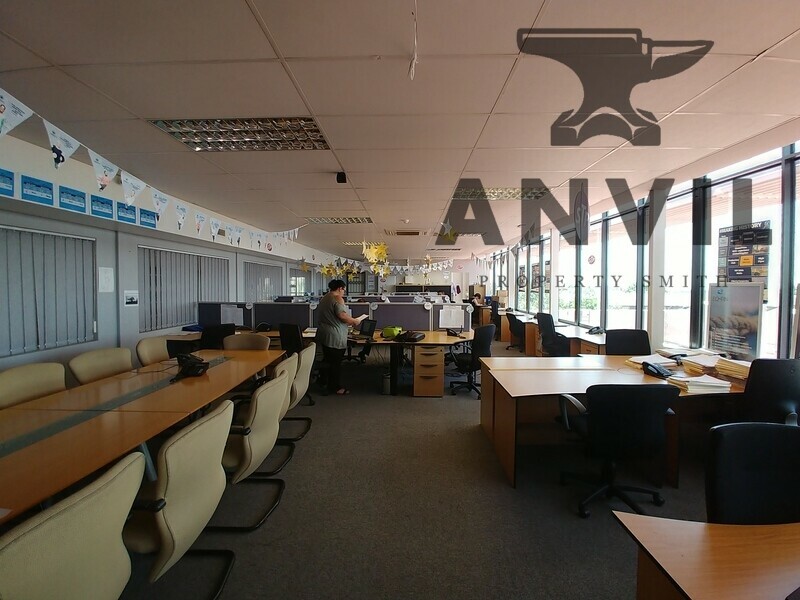 Horizon View Shopping Centre - Office 2002 property image 12