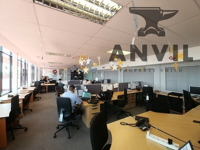 Horizon View Shopping Centre - Office 2002 property image 15