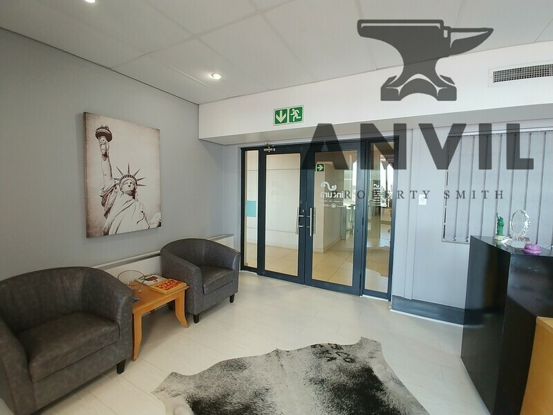 Horizon View Shopping Centre - Office 2002 property image 6