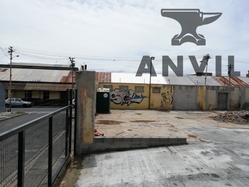 Enclosed, Secure 1450sqm Site - Secure Enclosed 1450sqm Site property image 4