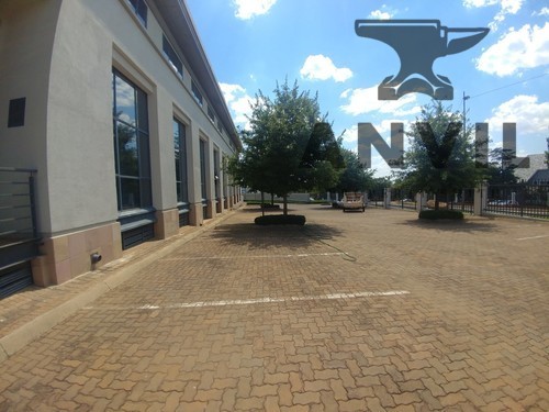 152 Bryanston Drive, Bryanston, Sandton - PTN FF LHS Division property image 4