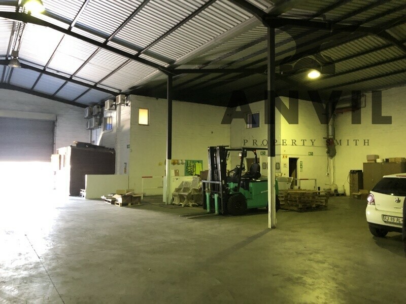 72 Manhattan Street, Airport Industrial  - unit 1 property image 3